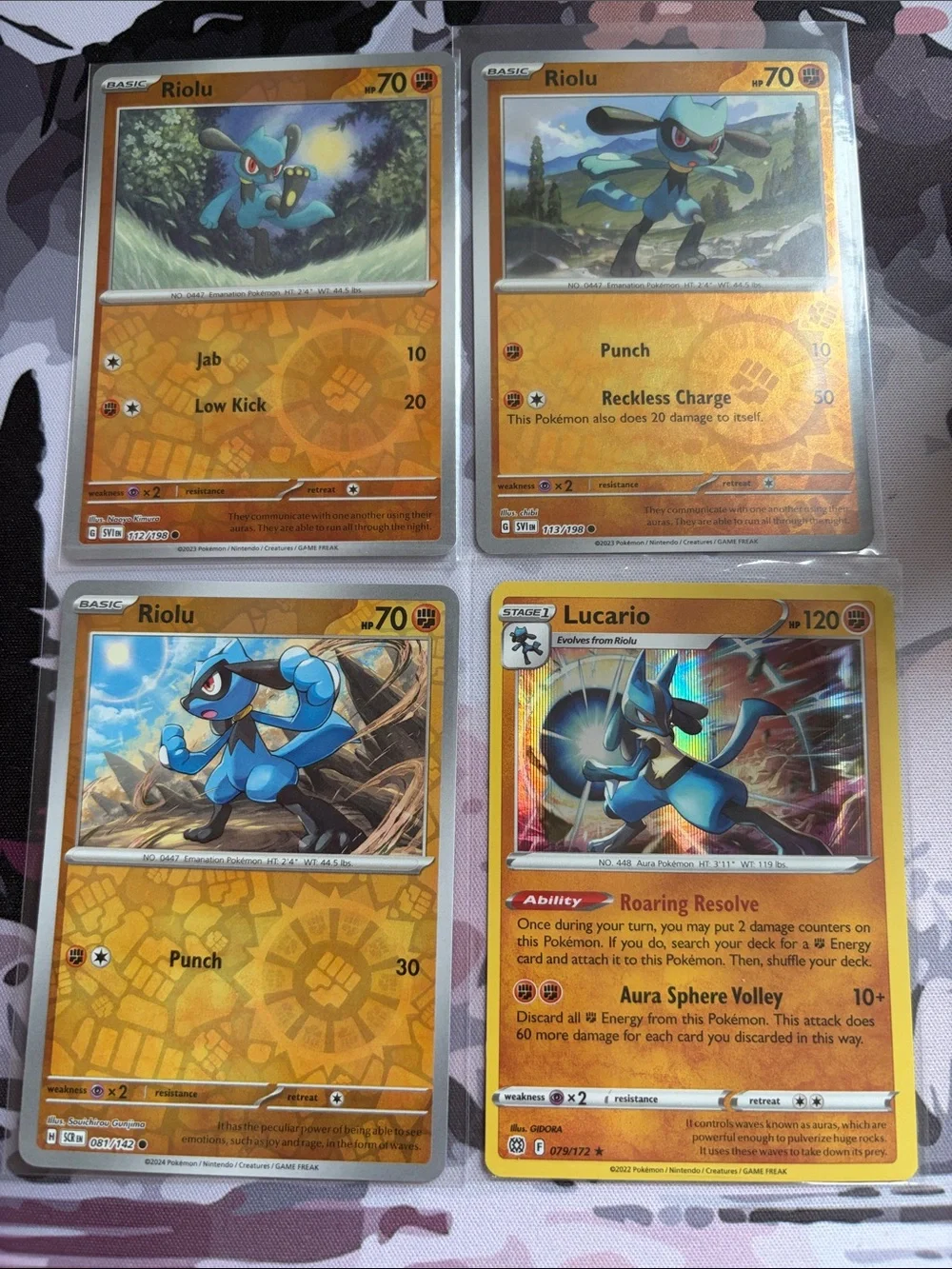 Riolu Lucario Reverse Holo Holo Evolution Pokémon Card Lot TCG ✨5/$25✨